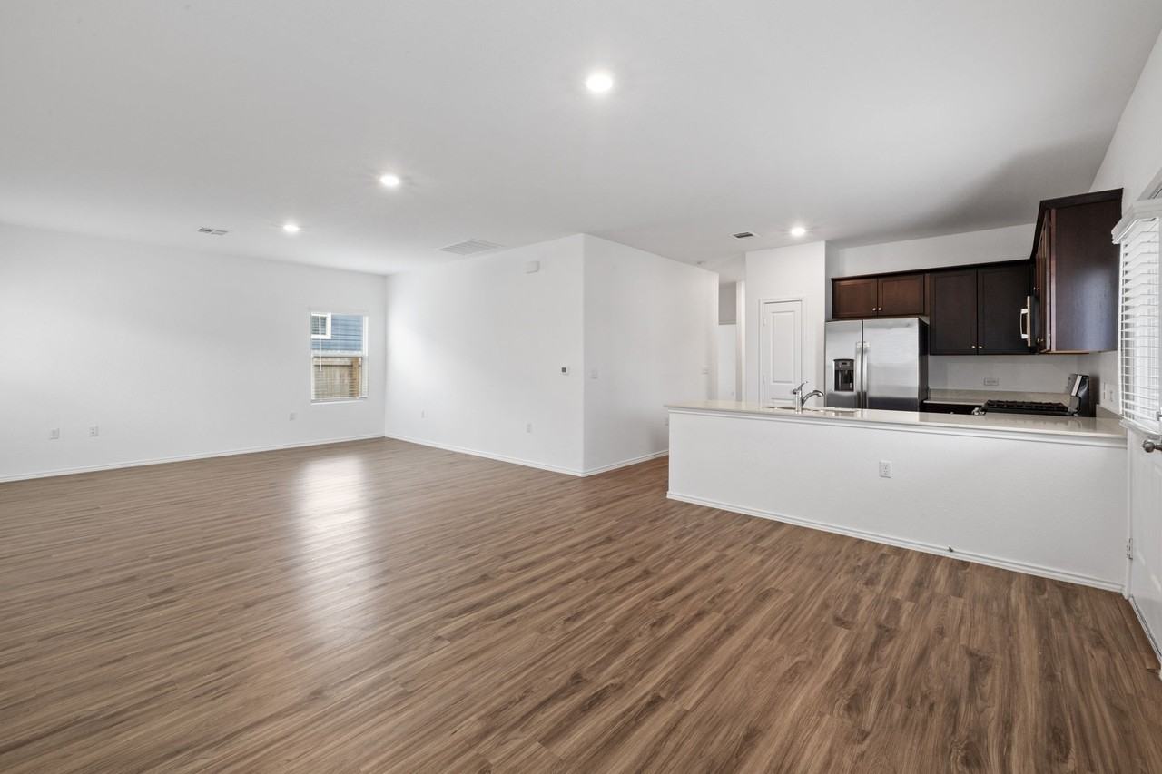 10917 Hammonds St #NA - Photo 5 of 15