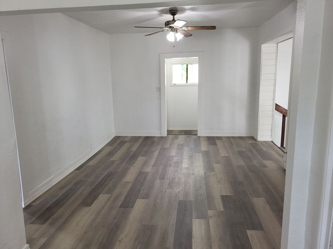 23 E Juniper Ave - Photo 4 of 16