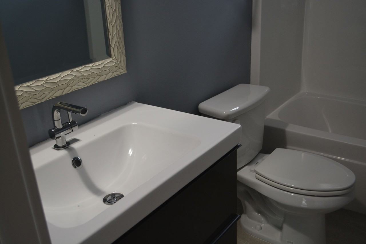 270 Fifth Street - Photo 4 of 7