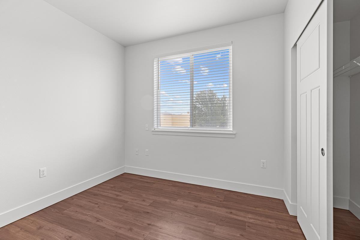 3003 Queensgate Dr - Photo 6 of 30