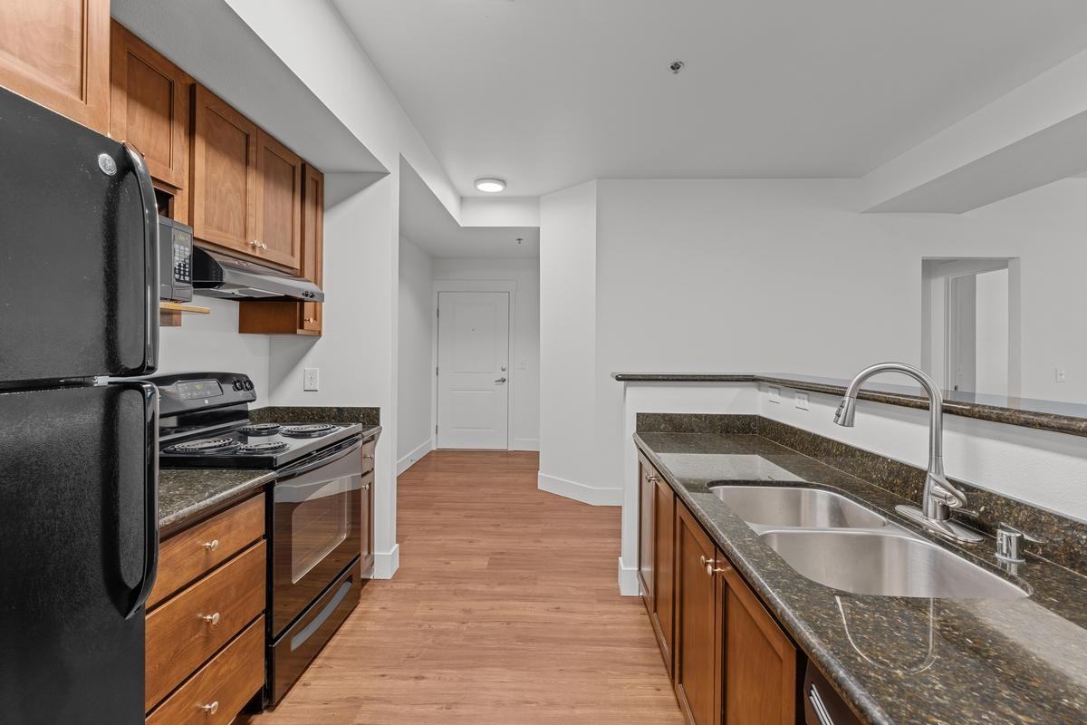 3003 Queensgate Dr - Photo 3 of 30