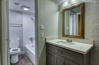 1457 W University Dr - Photo 1 of 1