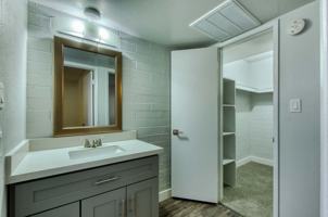 featured image of 1457 W University Dr