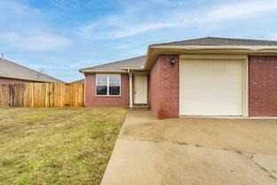 417 E Southern Trace Dr - Photo 1 of 1