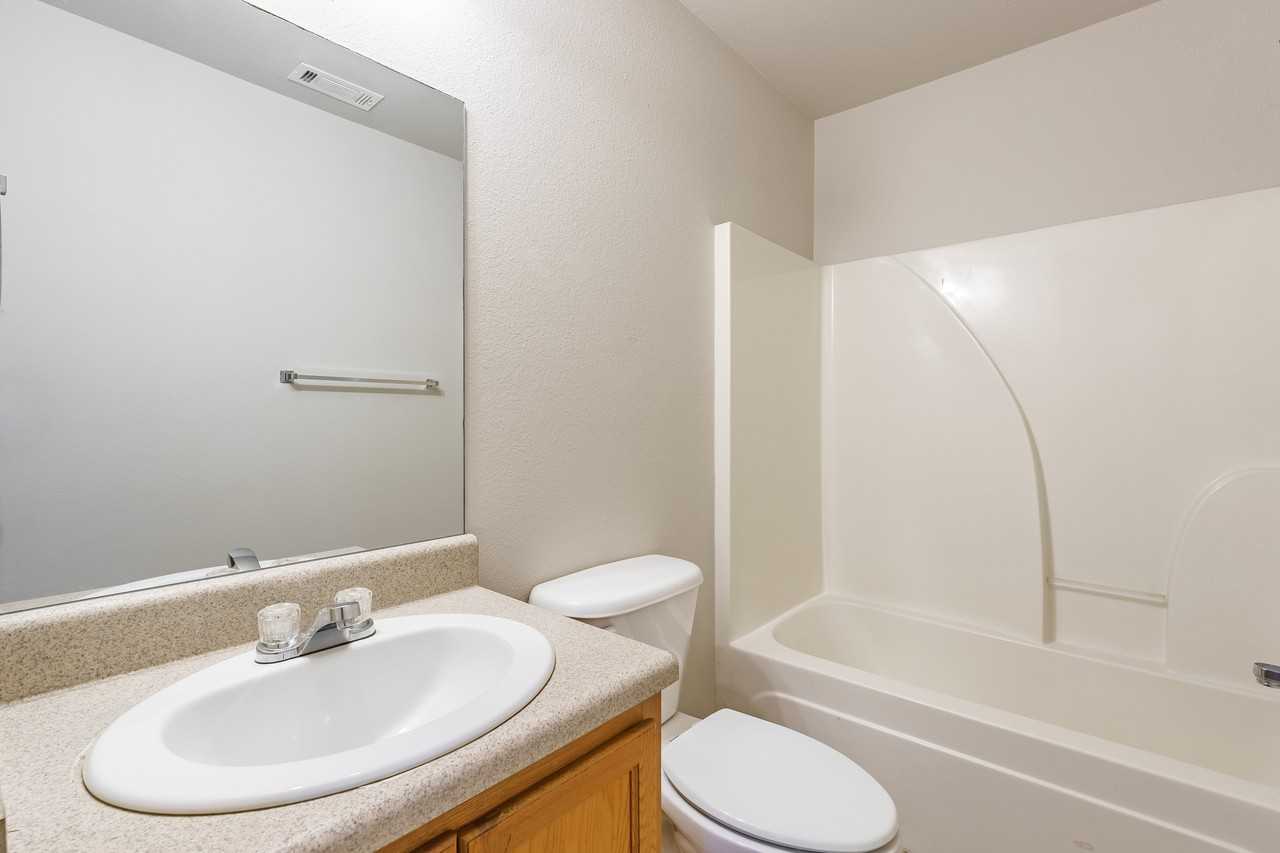 417 E Southern Trace Dr - Photo 7 of 26