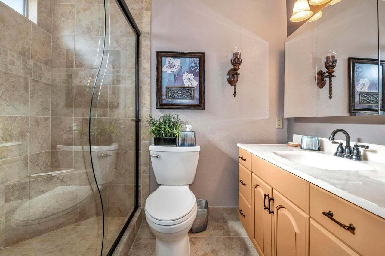 6242 S Cypress Point Dr - Photo 2 of 11