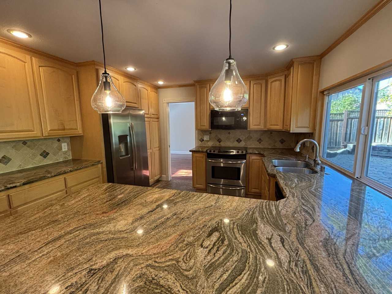 1242 Morning Glory Dr - Photo 6 of 26