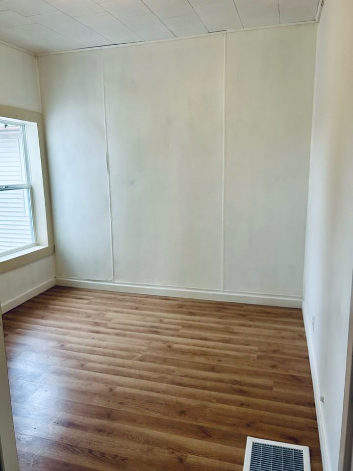 227 S Marr St - Photo 5 of 8