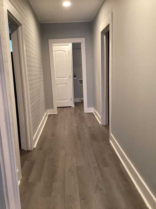 1050 N Clark St - Photo 2 of 13