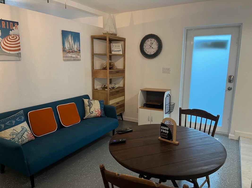 2740 Velma St - Photo 3 of 13