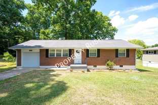 738 Roberta Dr - Photo 1 of 1