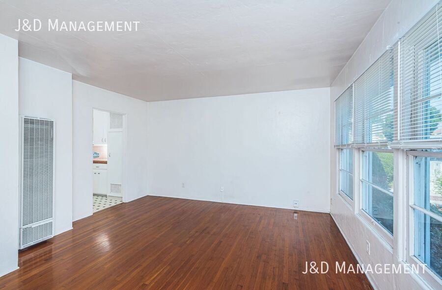 4374 Louisiana St #4374 - Photo 3 of 20