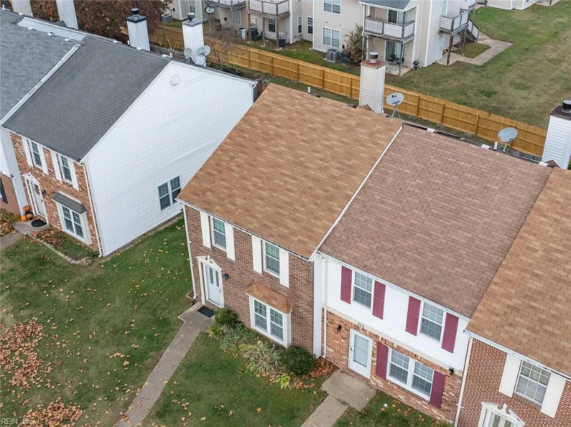 524 Hollomon Dr - Photo 4 of 11