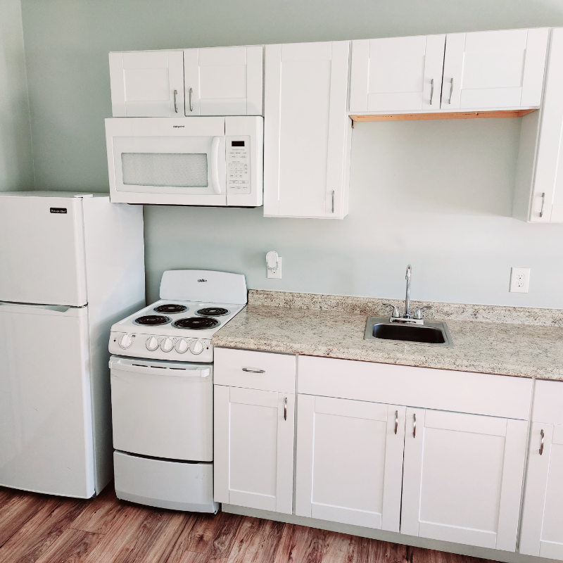 776 Main St - Photo 2 of 5