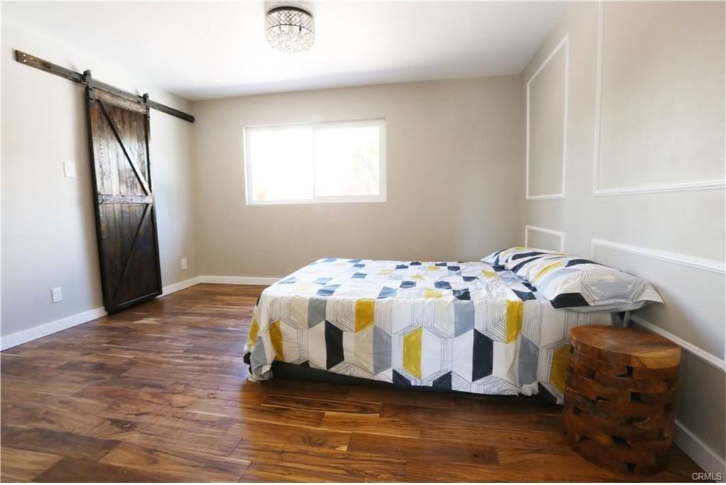 701 N Lincoln St - Photo 5 of 7