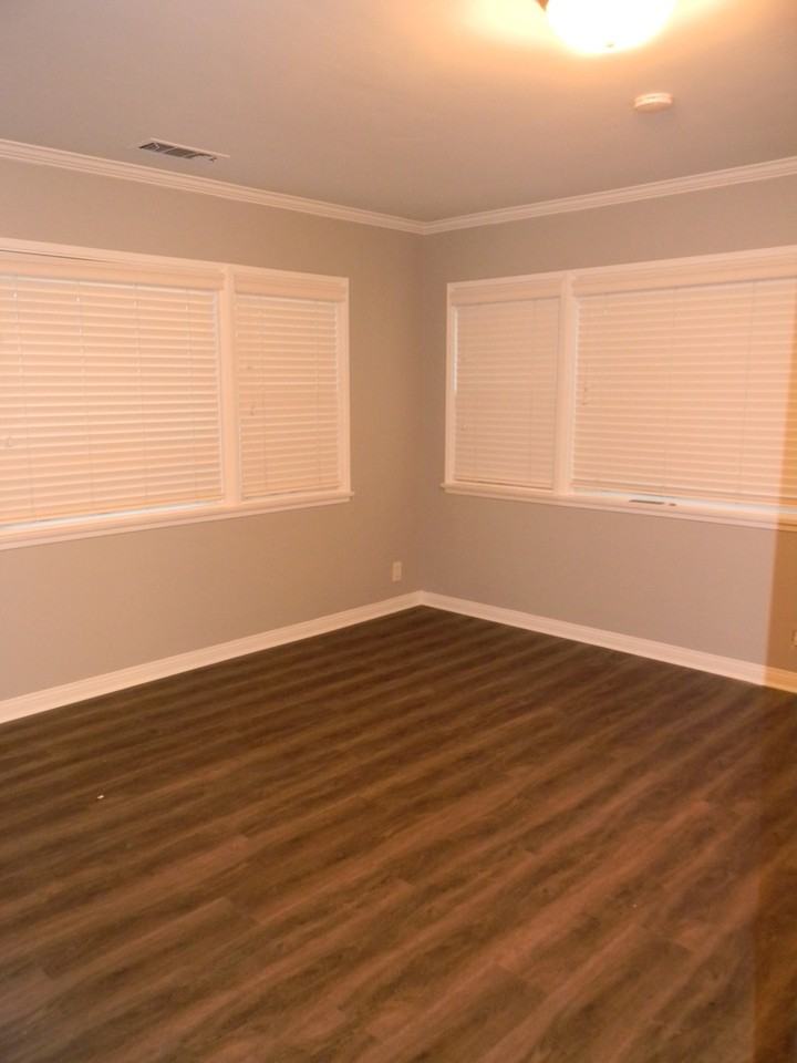 1143 E Rose Ave - Photo 7 of 25