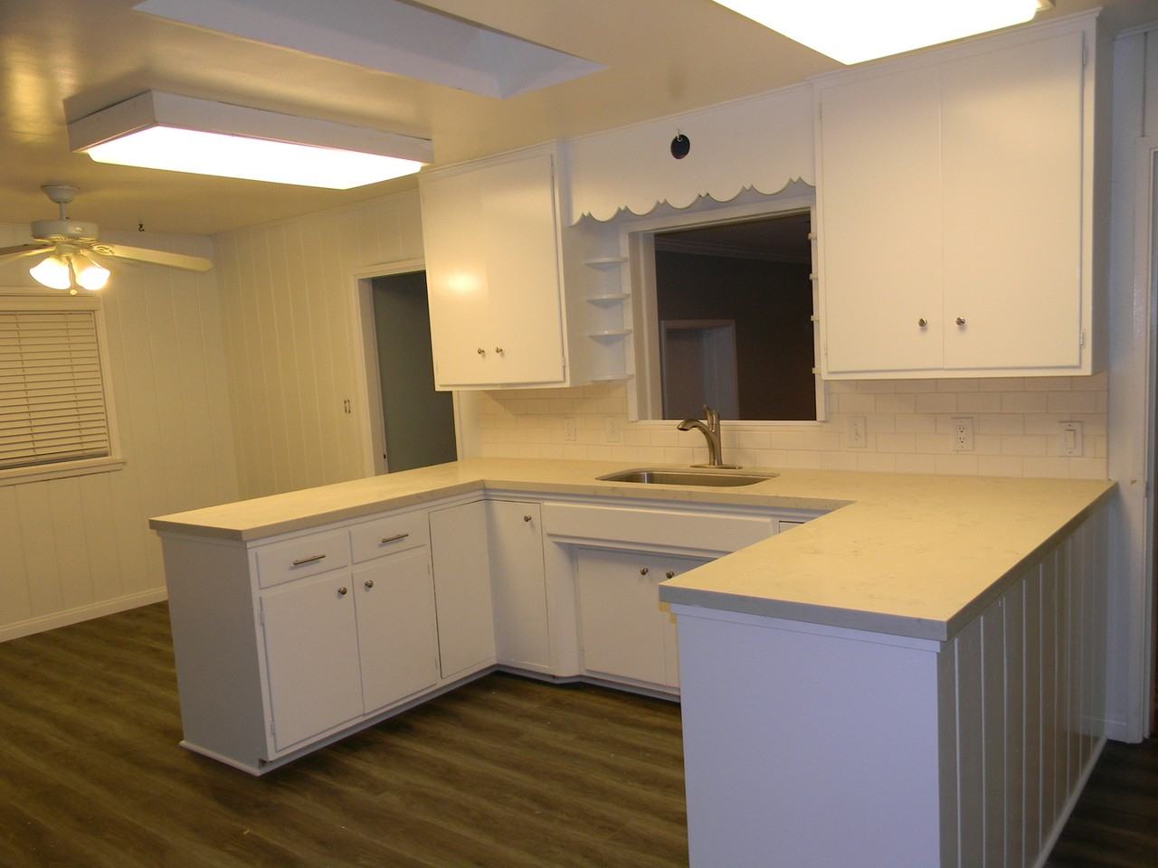 1143 E Rose Ave - Photo 5 of 25