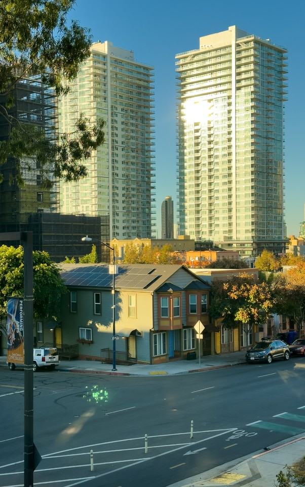 1343 C St #5D - Photo 5 of 27