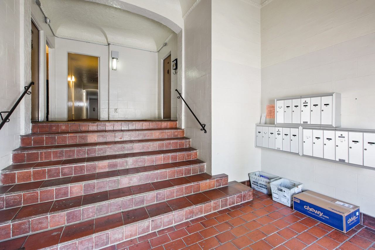 1942 Channing Way - Photo 2 of 12