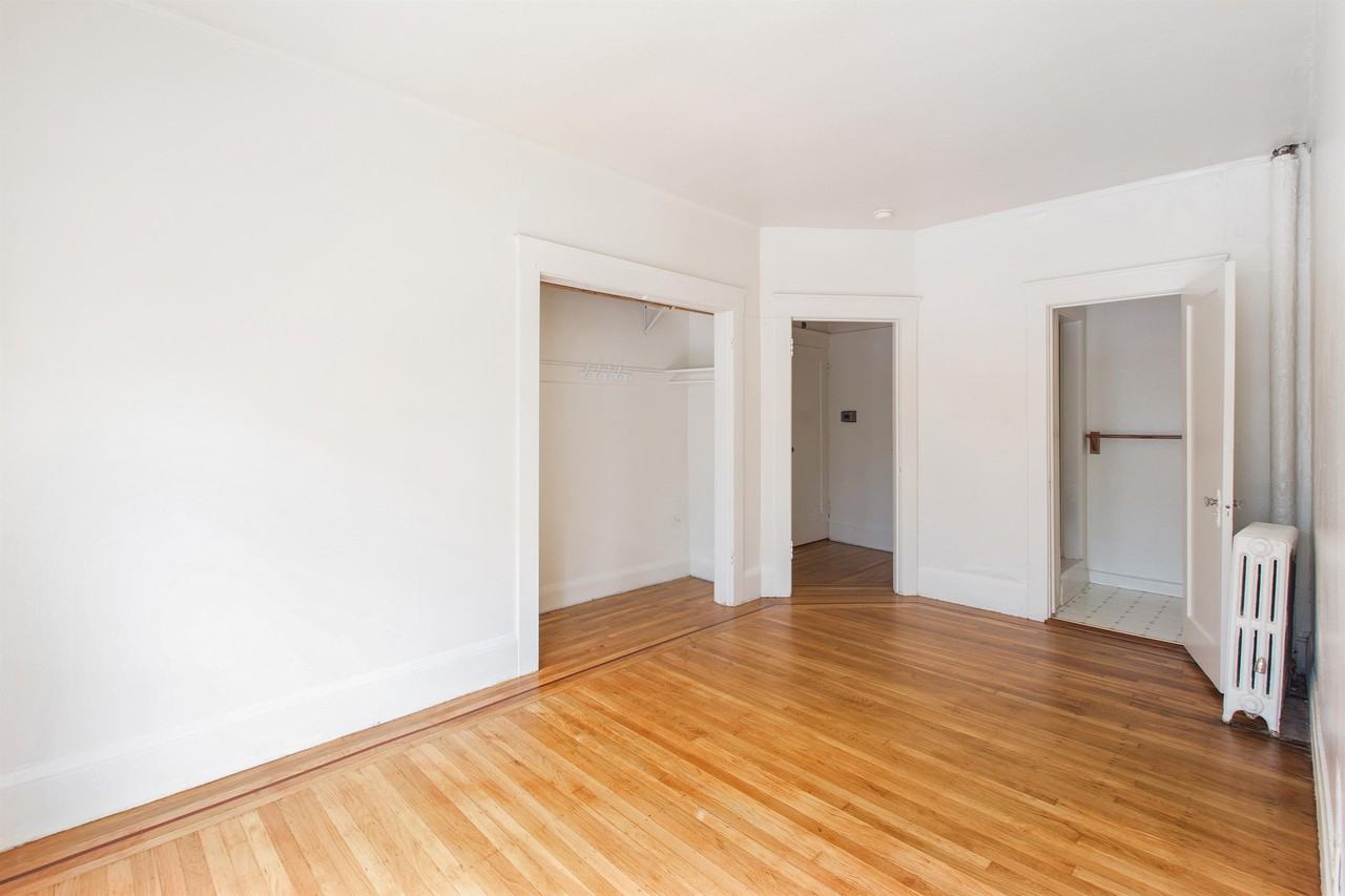 2119 Hearst Avenue - Photo 6 of 26