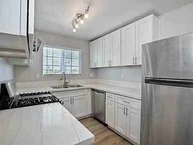 4546 60th Street - Photo 2 of 23