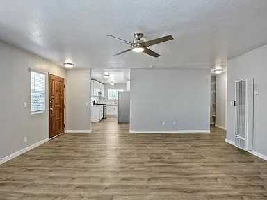 4546 60th Street - Photo 6 of 23