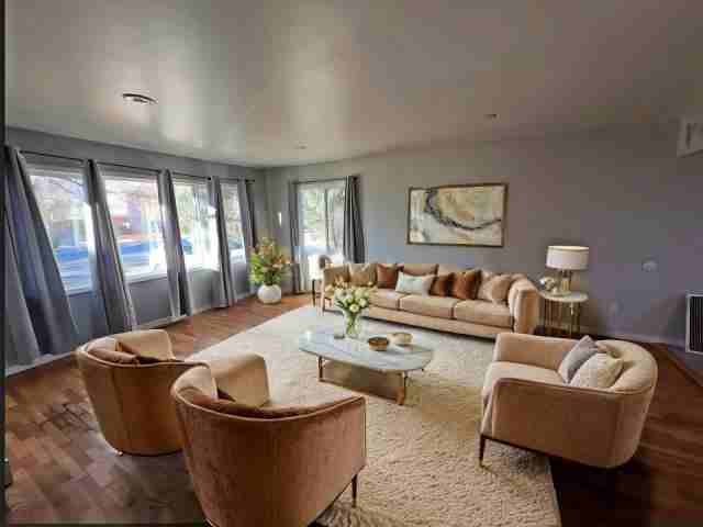 2025 Kober Pl - Photo 2 of 7