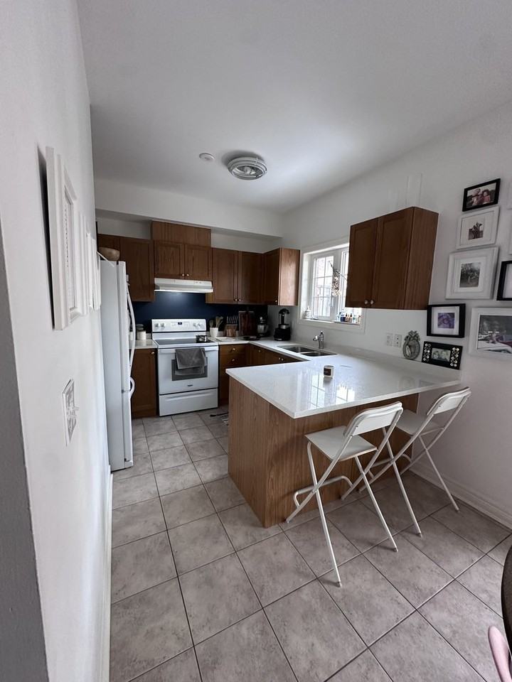 5 Philpott Gdns - Photo 7 of 17