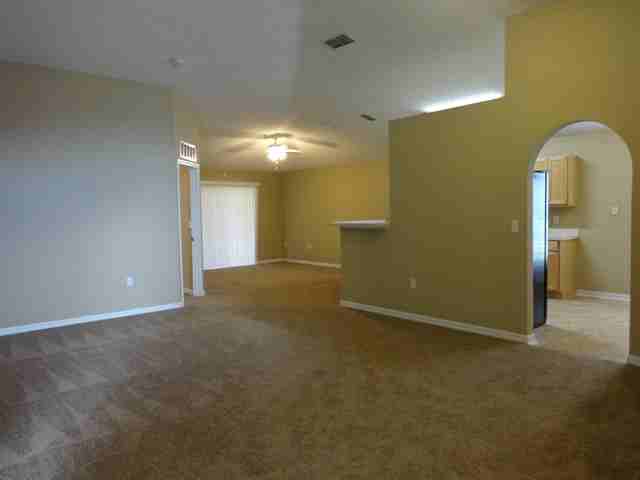 7187 Rutland Ct - Photo 3 of 21