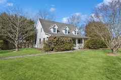 59 N Bay Ave - Photo 1 of 1