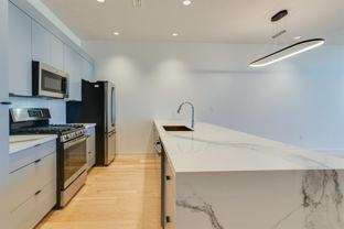 1023 Lipscomb St #302 - Photo 1 of 1