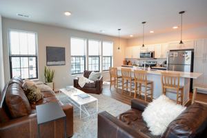 featured image of 171 S Fair Oaks Ave