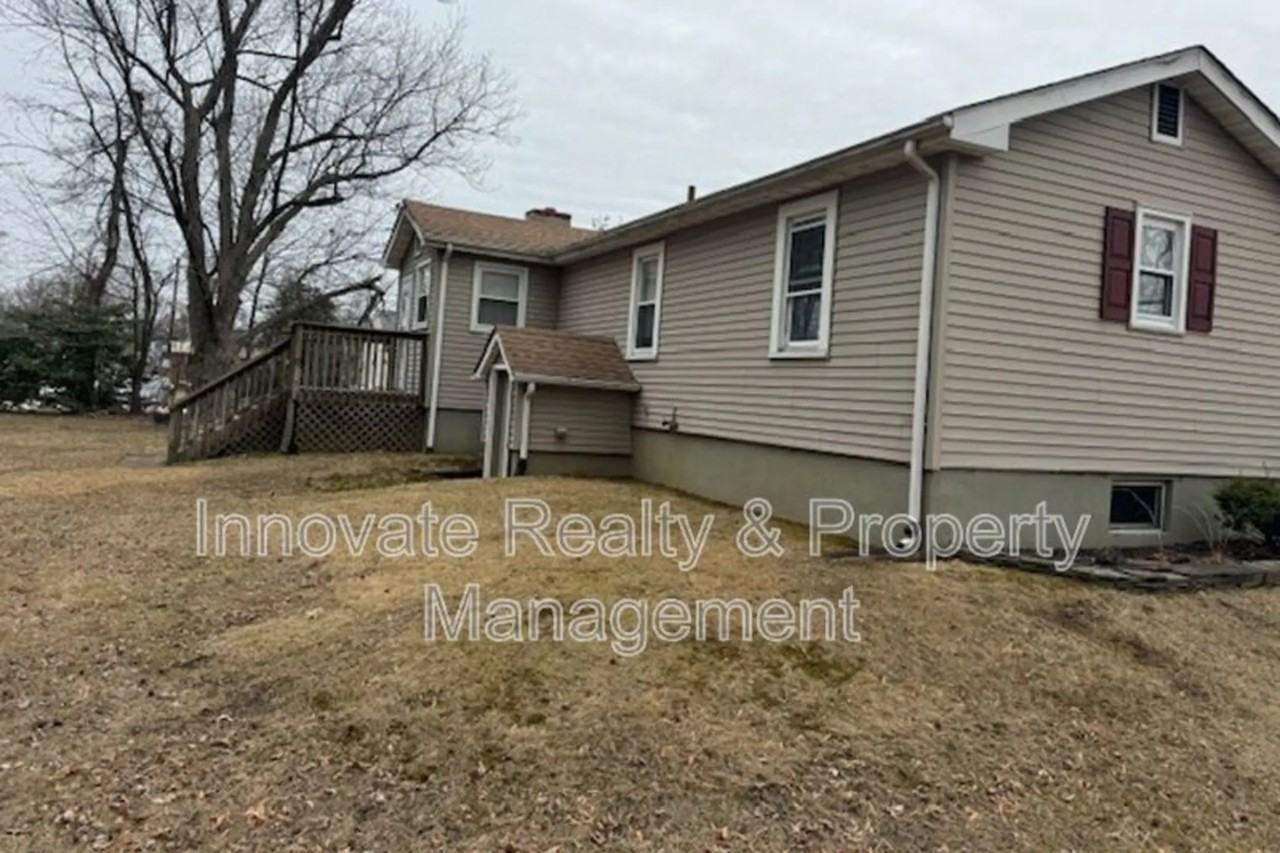 3 Lamont Ave - Photo 2 of 16