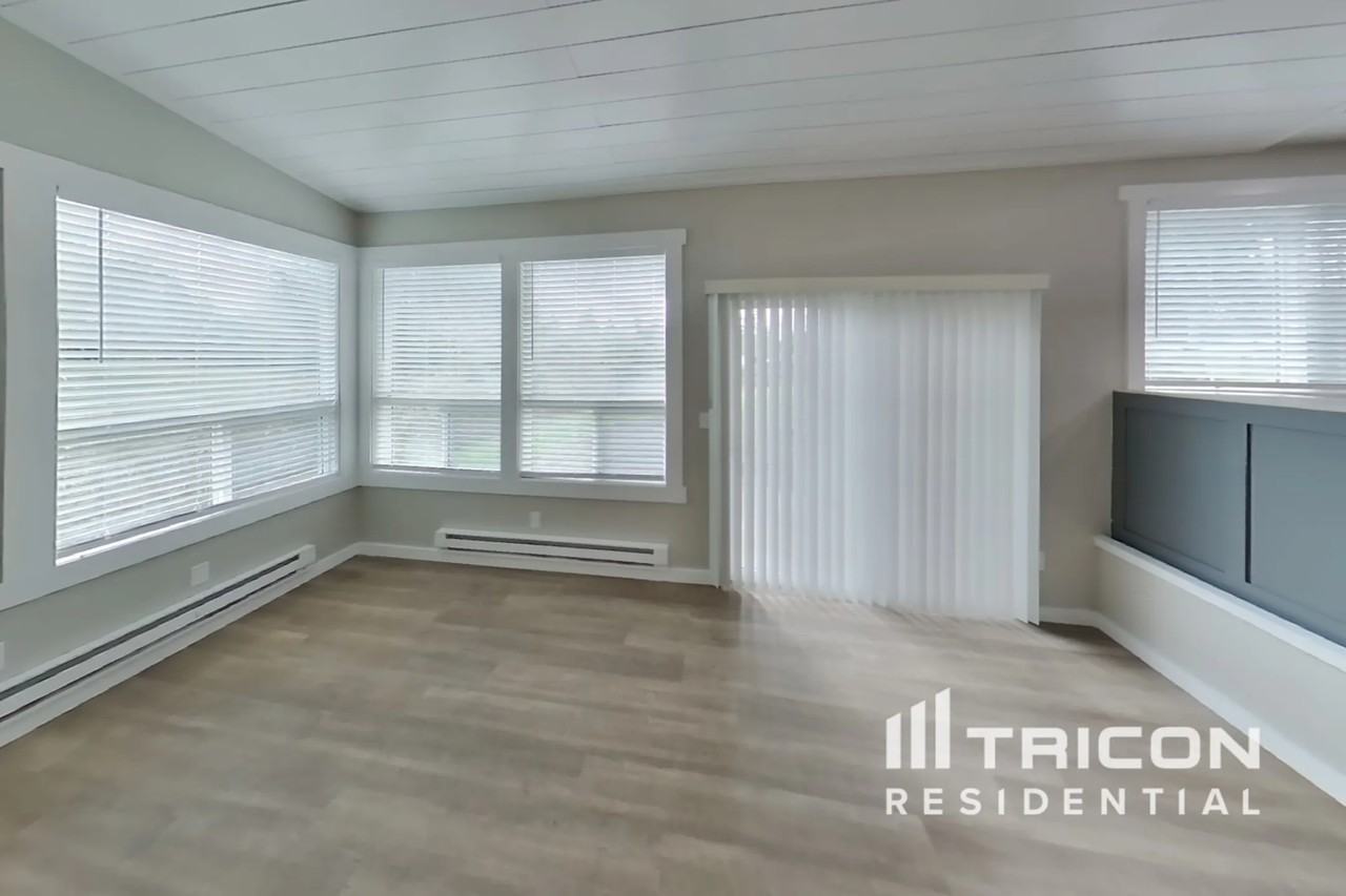 2413 NE Franklin Street Bremerton WA - Photo 3 of 13