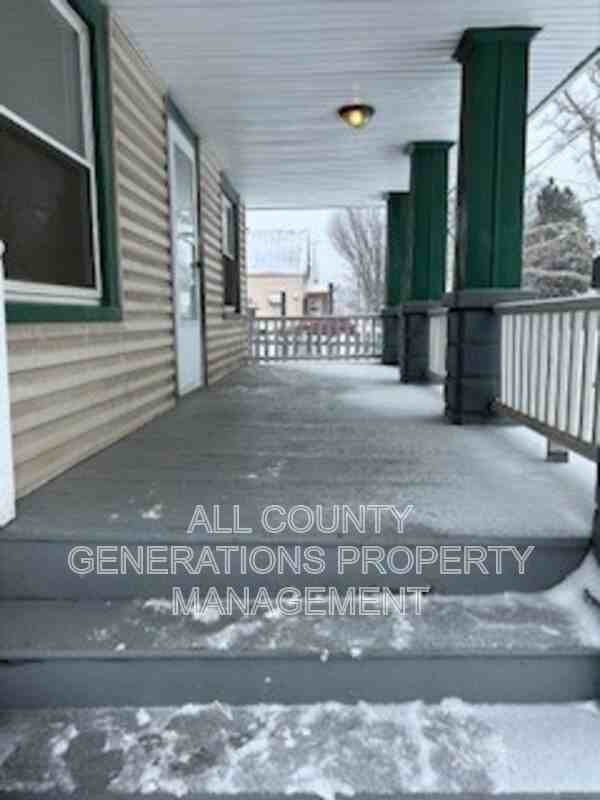 3442 W 58th St - Photo 3 of 15