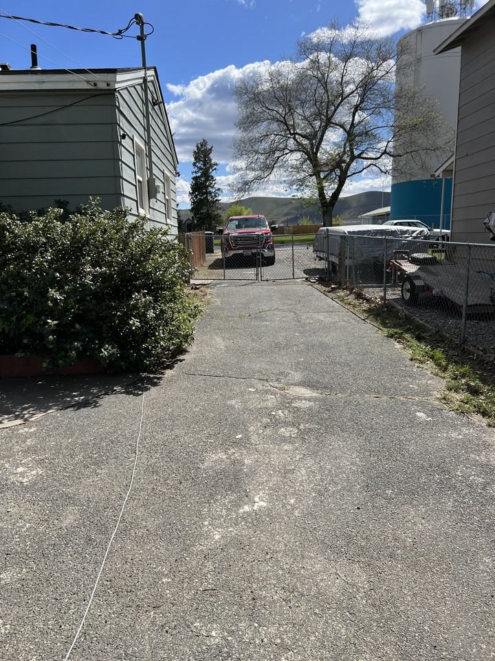 1302 Jill Ave #NA - Photo 3 of 25