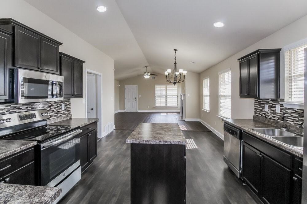 8759 Kimberly Dawn Dr - Photo 7 of 17