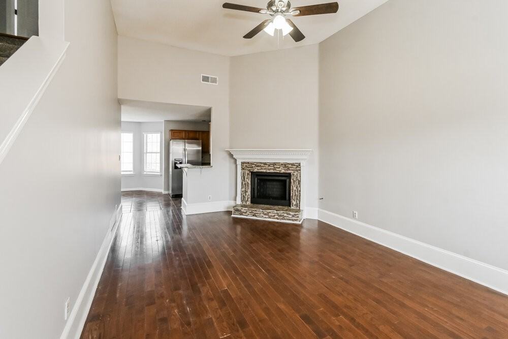 971 Lorena Cv - Photo 4 of 17