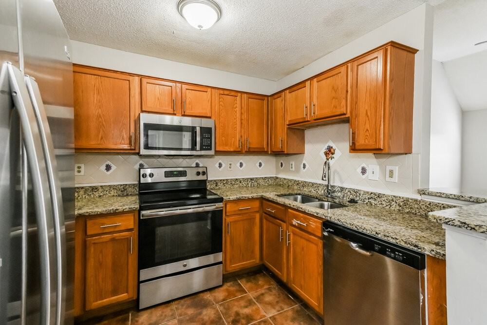 971 Lorena Cv - Photo 7 of 17