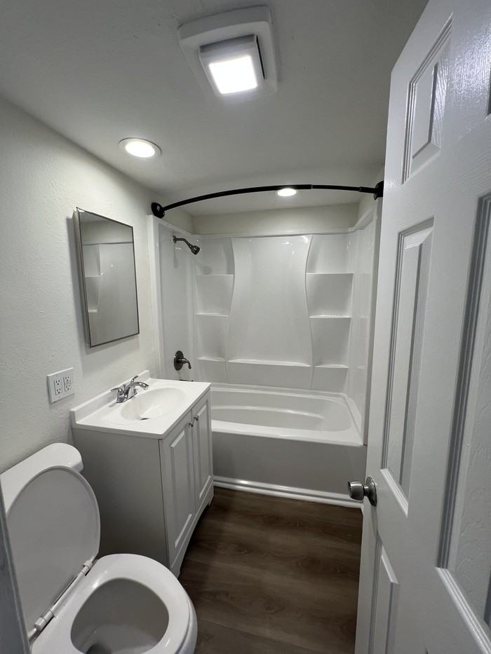 1618 1/2 W Santa Ana Blvd - Photo 3 of 9