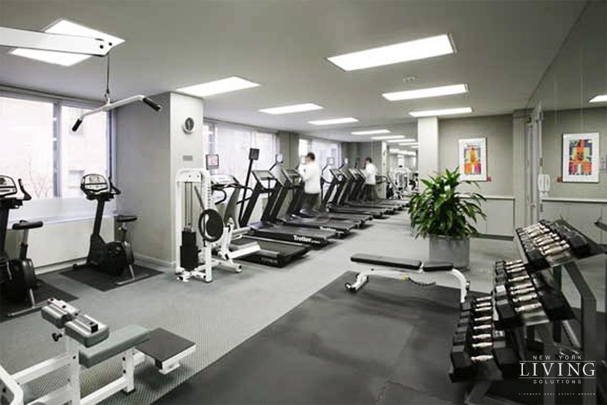 E 39th St #23D - Photo 7 of 8