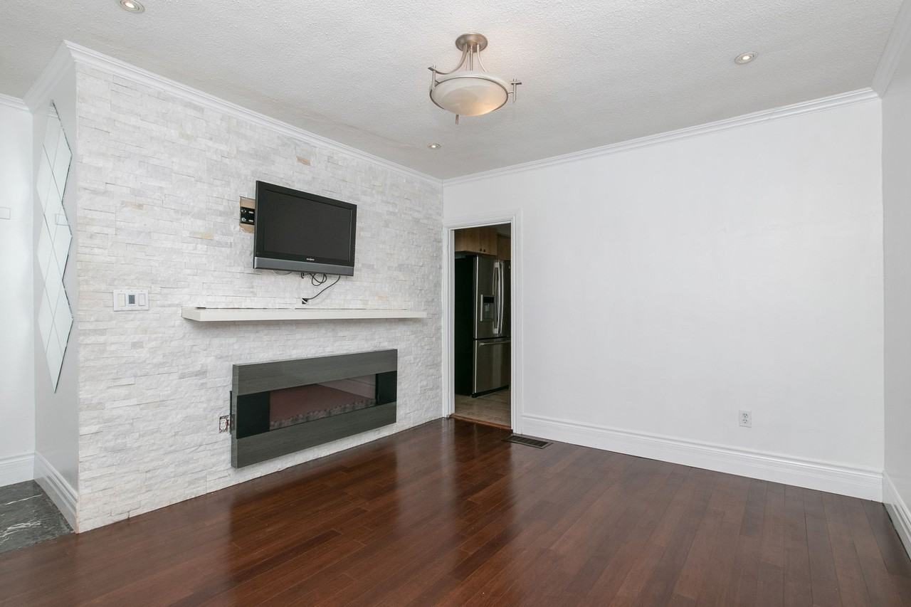 32 Beechwood Avenue - Photo 2 of 10