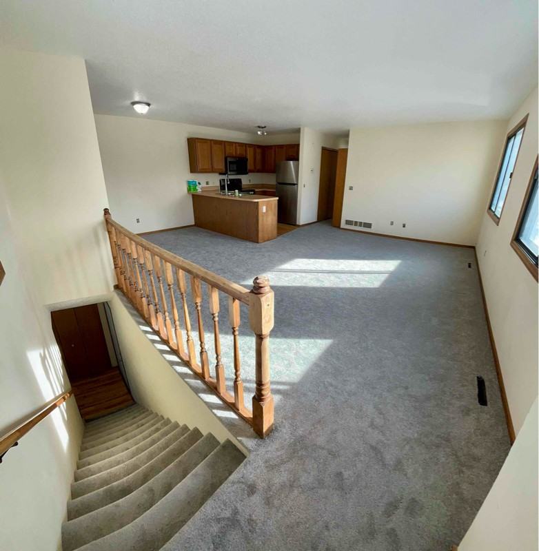 8478 S Pond Trl - Photo 3 of 10