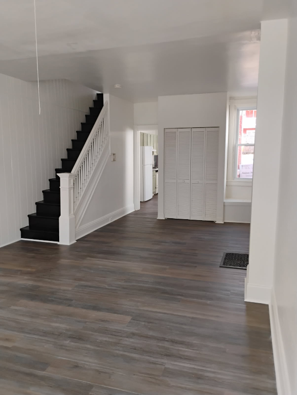 529 W Vine St - Photo 2 of 20