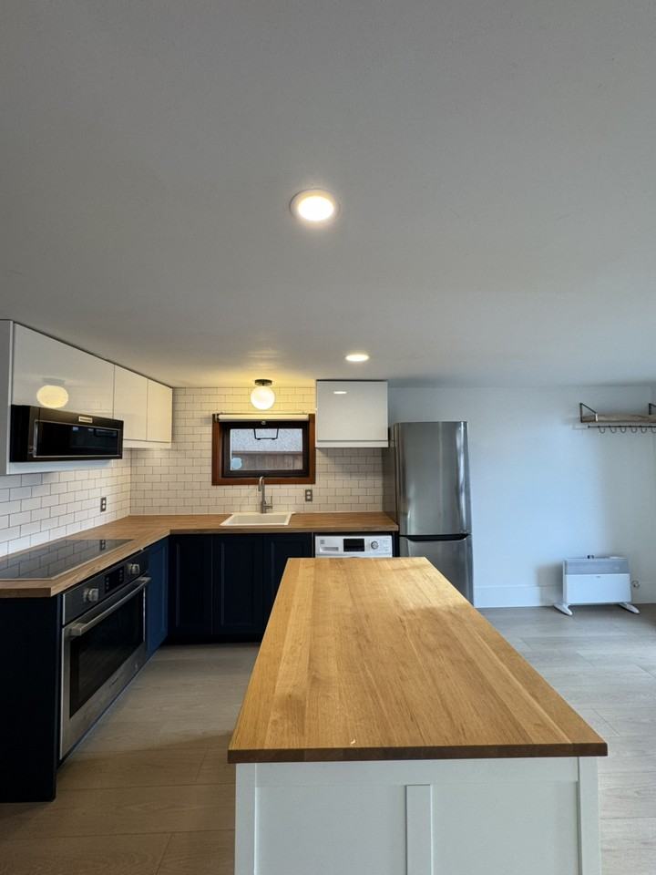 Seventh Ave - Photo 5 of 13