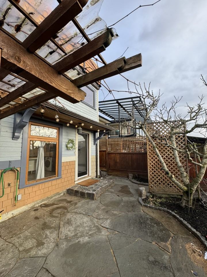 Seventh Ave - Photo 2 of 13