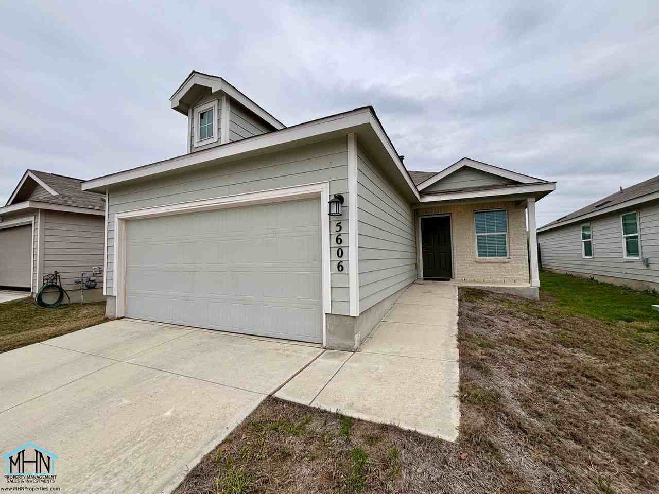 5606 Dewberry Run - Photo 2 of 15