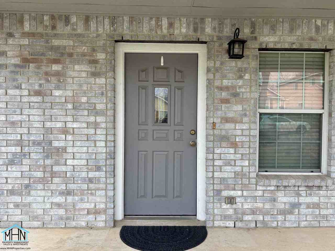 6250 Cypress Cir - Photo 3 of 22