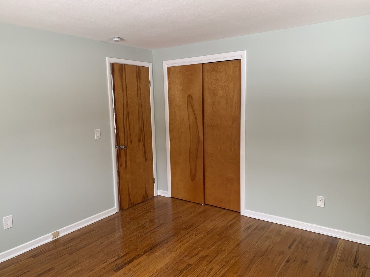 125 Maywood Dr #NA - Photo 3 of 9