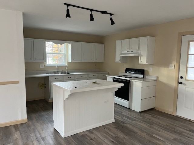 676 Callender Lake Dr #NA - Photo 2 of 9